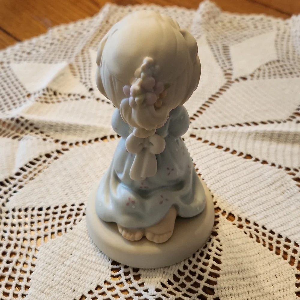 Precious Moments, Vintage, "Take it to the Lord in Prayer ", Excellent cond - Picture 3 of 3